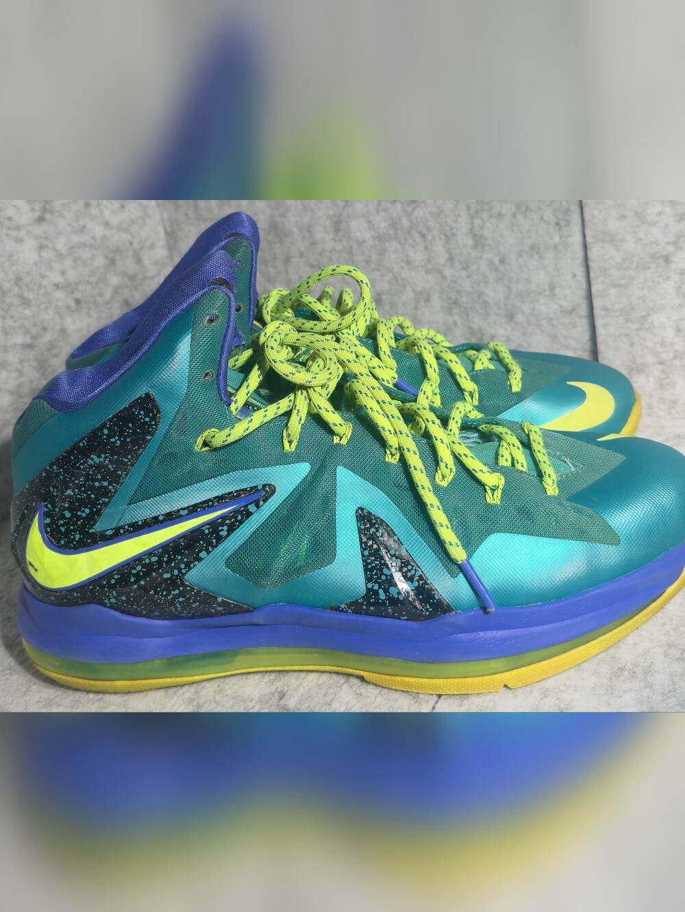 Nike LeBron X “Dolphins” Basketball Shoes – Men’s Size 9.5